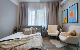 Old Town - Victoriei 25 - Urbannest Bucharest